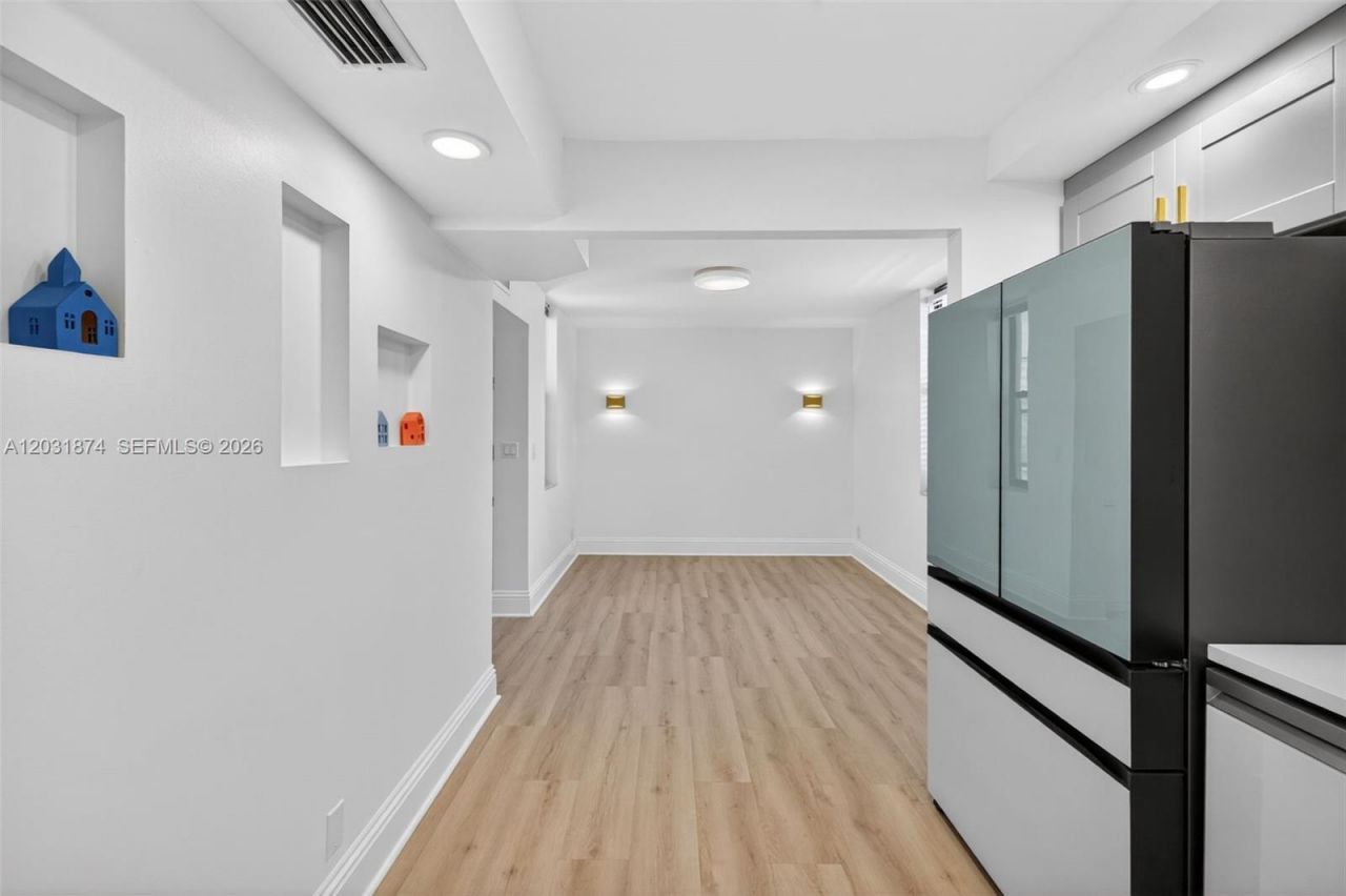 20300 W Country Club Dr , Unit 106-3, Aventura, FL 33180 Photo