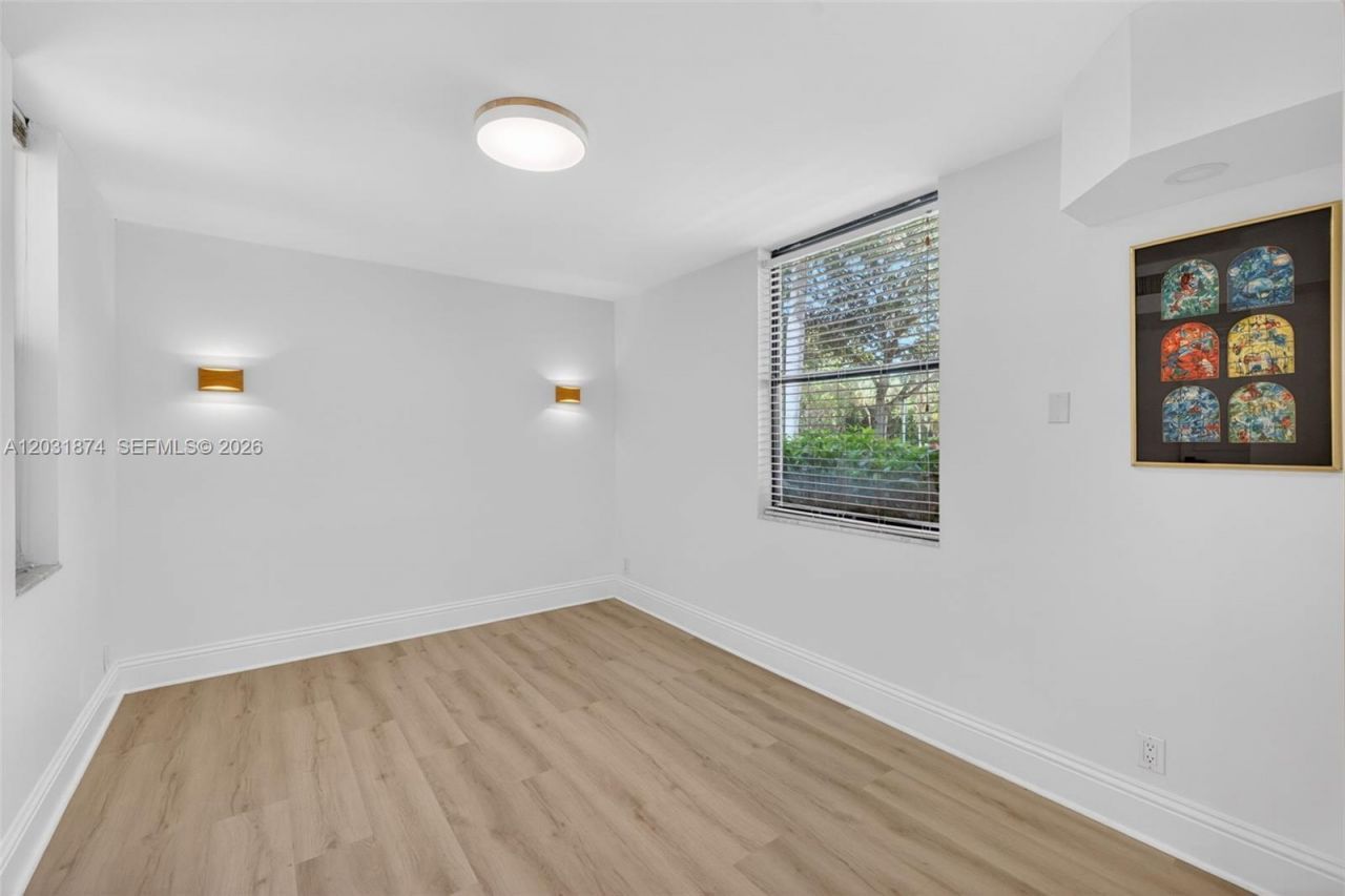 20300 W Country Club Dr , Unit 106-3, Aventura, FL 33180 Photo