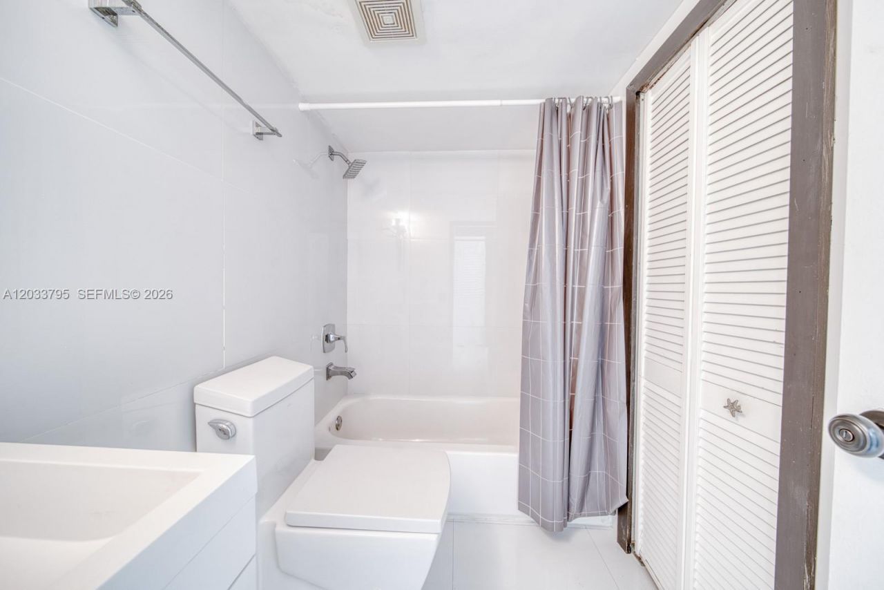 300 Oregon St , Unit 507, Hollywood, FL 33019 Photo