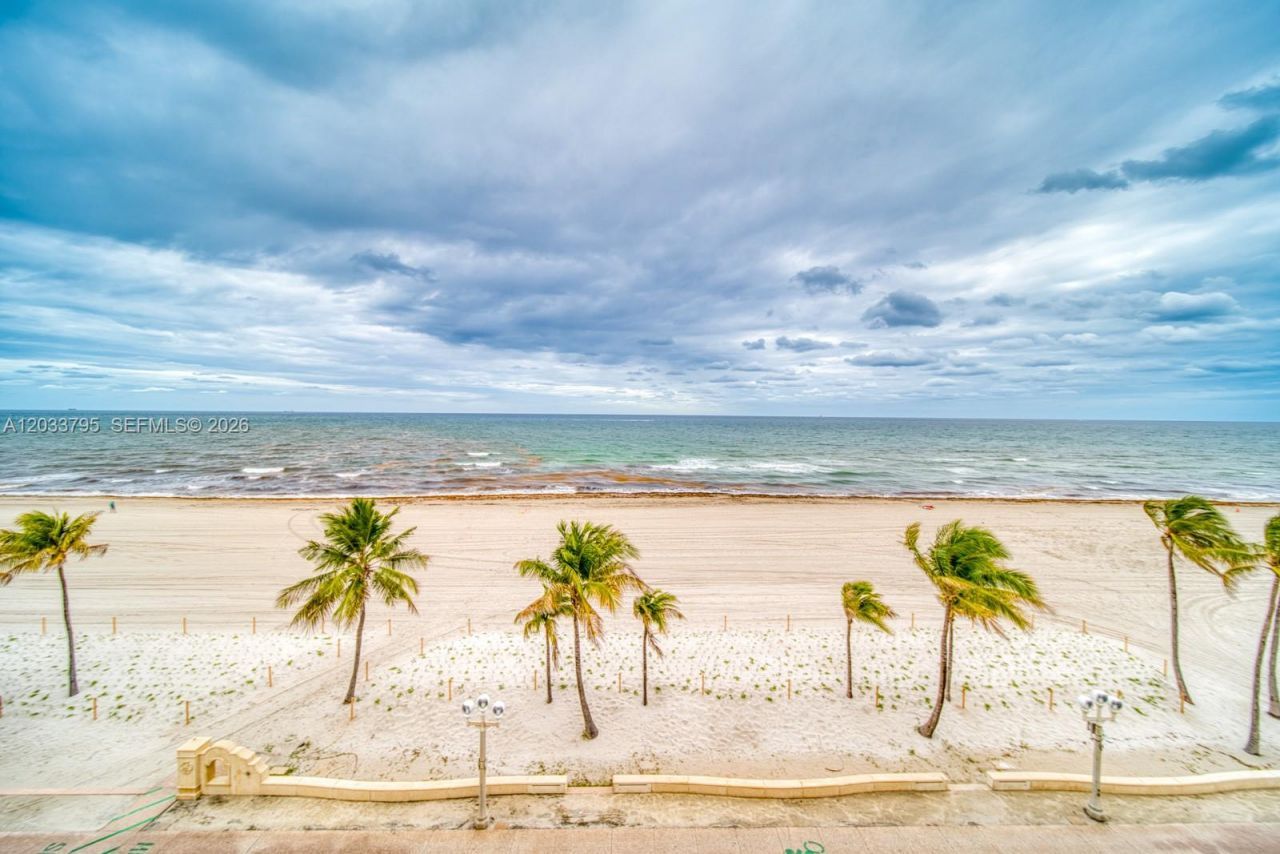 300 Oregon St , Unit 507, Hollywood, FL 33019 Photo