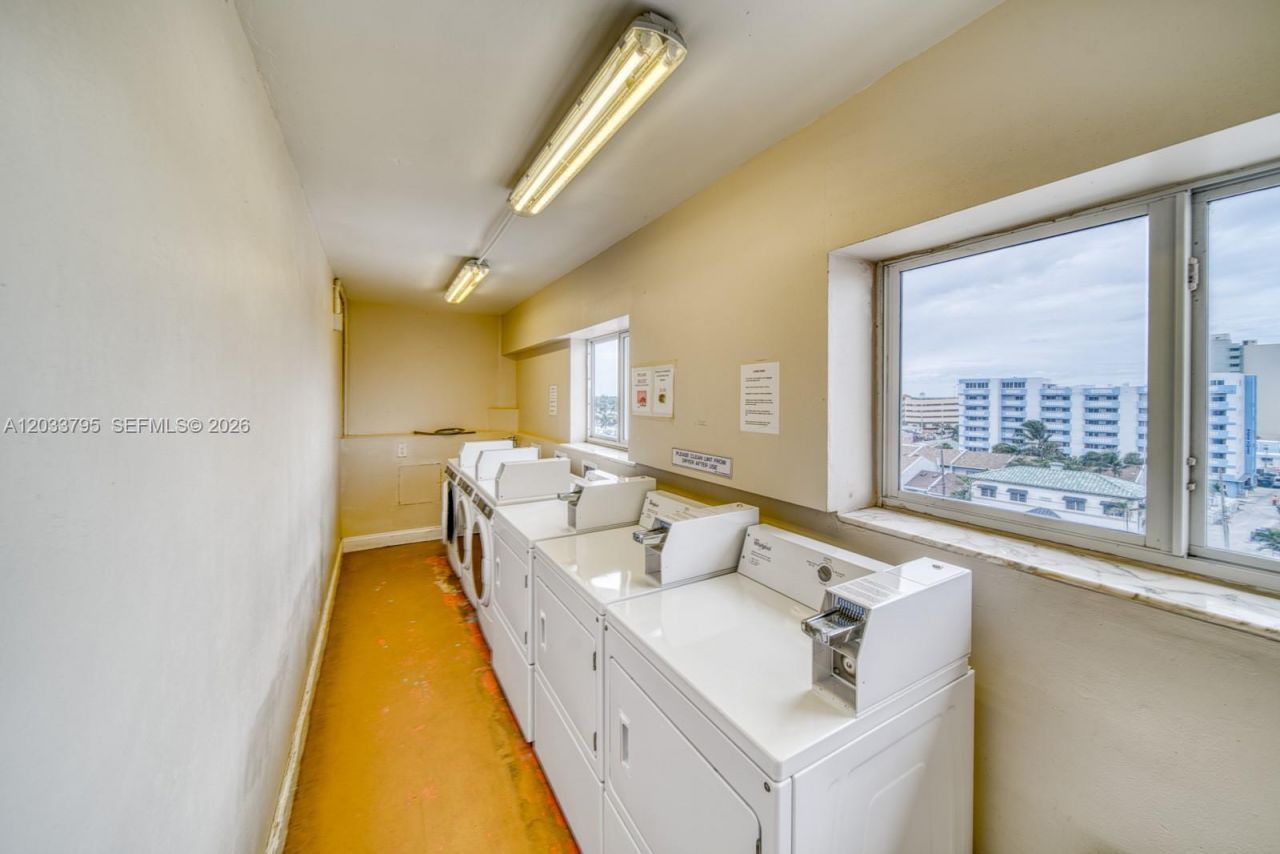 300 Oregon St , Unit 507, Hollywood, FL 33019 Photo