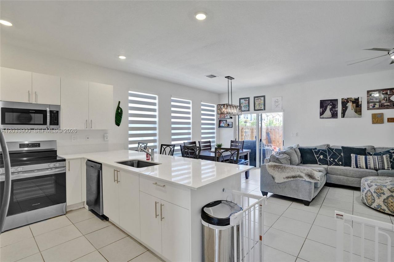 24280 SW 128th Ave , Homestead, FL 33032 Photo