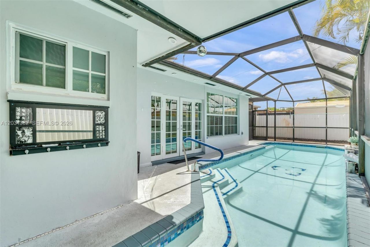 7521 Johnson St , Hollywood, FL 33024 Photo