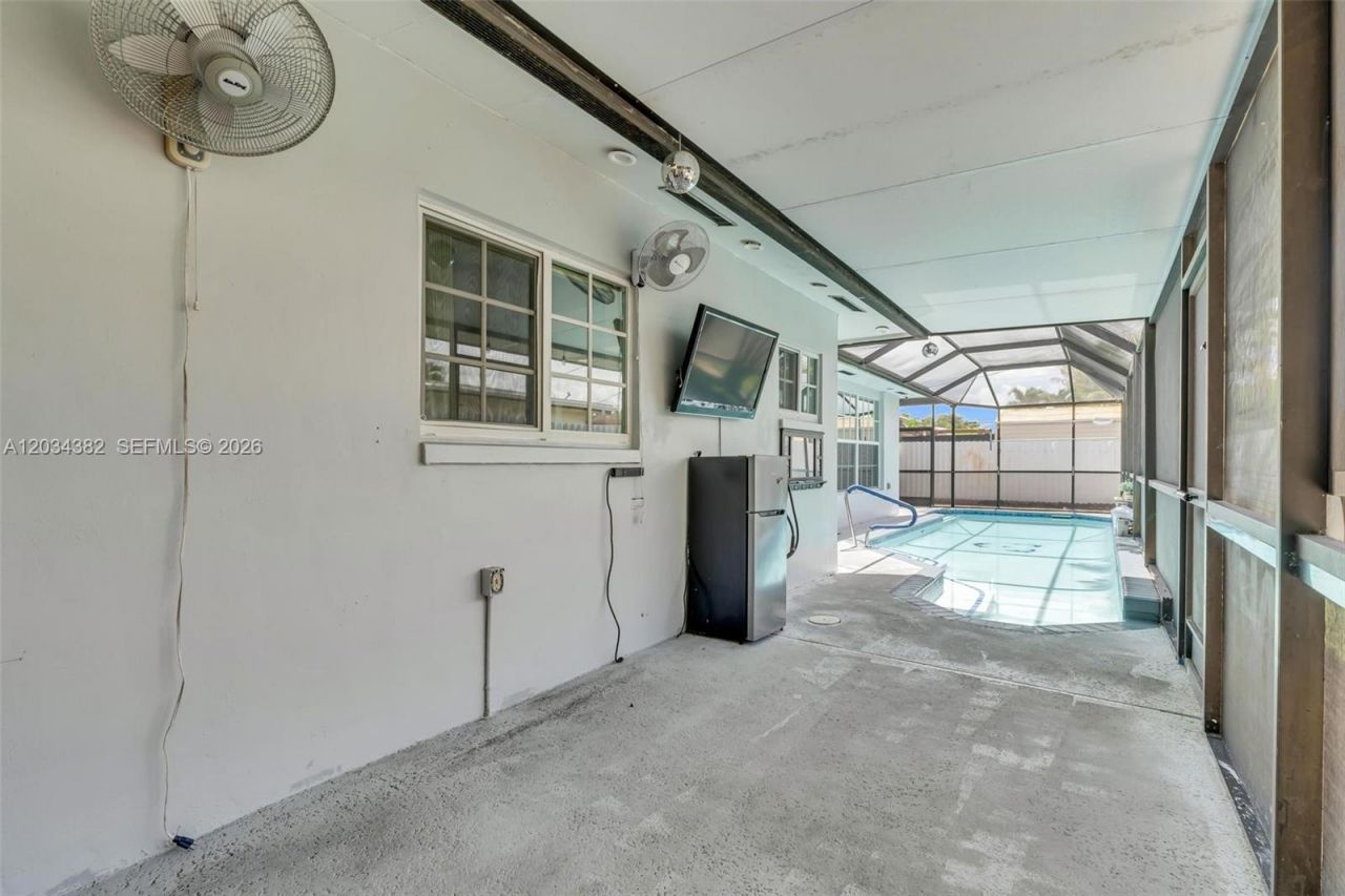 7521 Johnson St , Hollywood, FL 33024 Photo