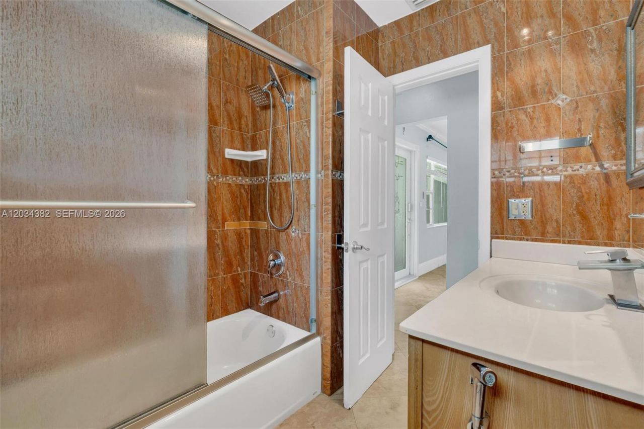 7521 Johnson St , Hollywood, FL 33024 Photo