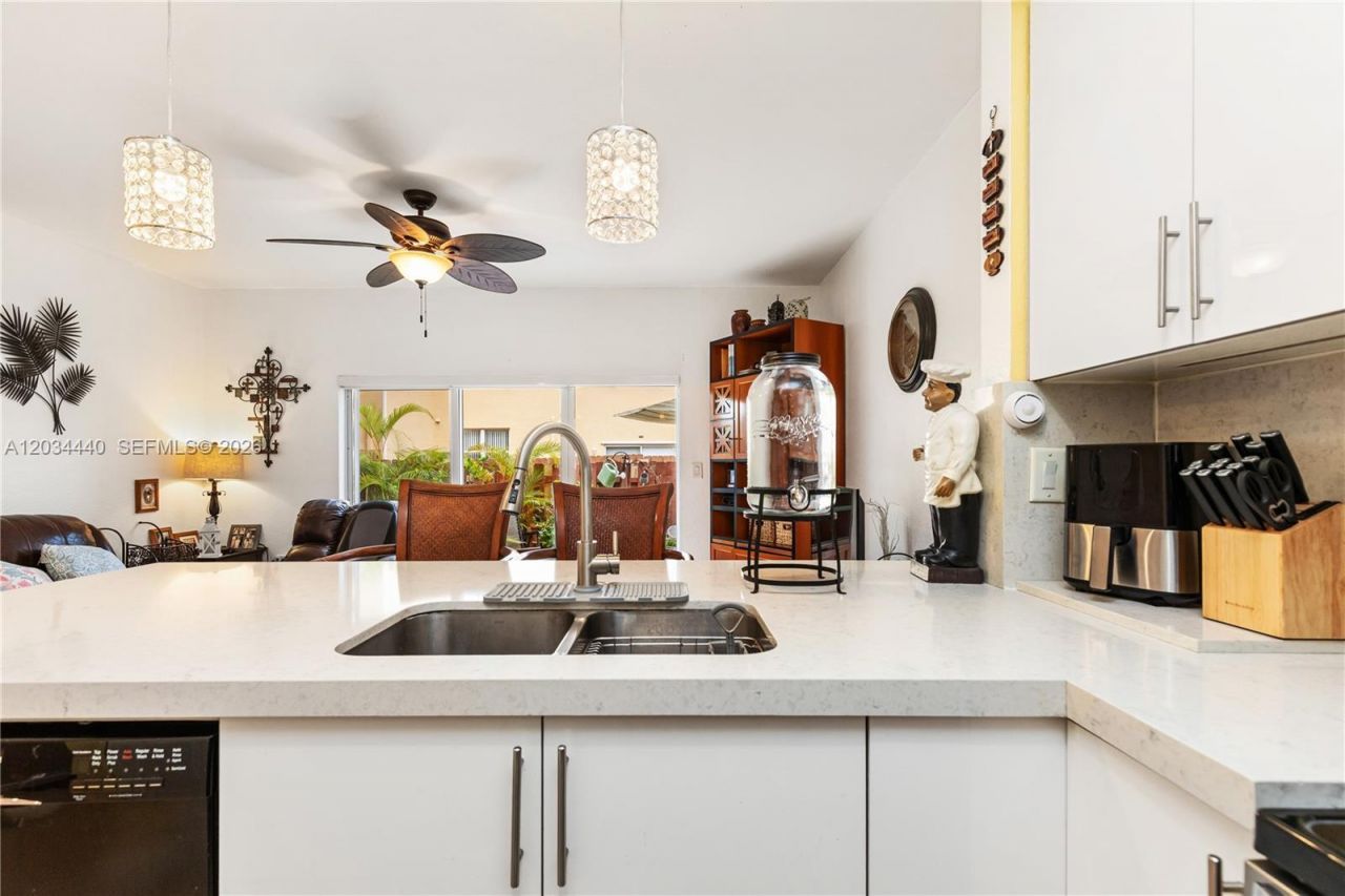 1490 NE 33rd Rd , Unit 104-18, Homestead, FL 33033 Photo