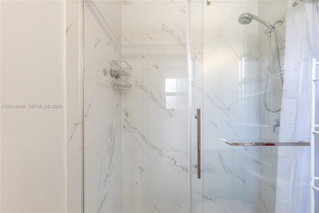1490 NE 33rd Rd , Unit 104-18, Homestead, FL 33033 Photo