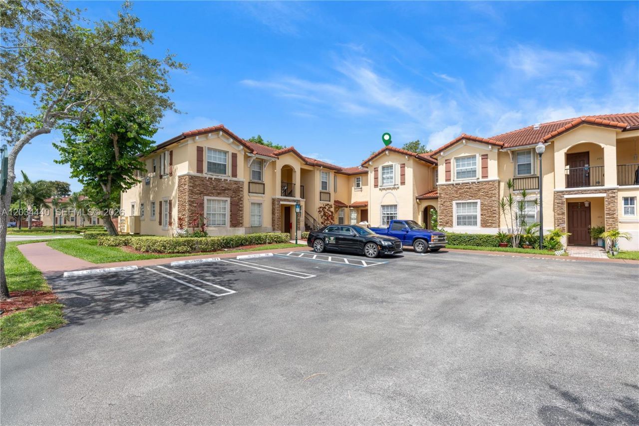 1490 NE 33rd Rd , Unit 104-18, Homestead, FL 33033 Photo