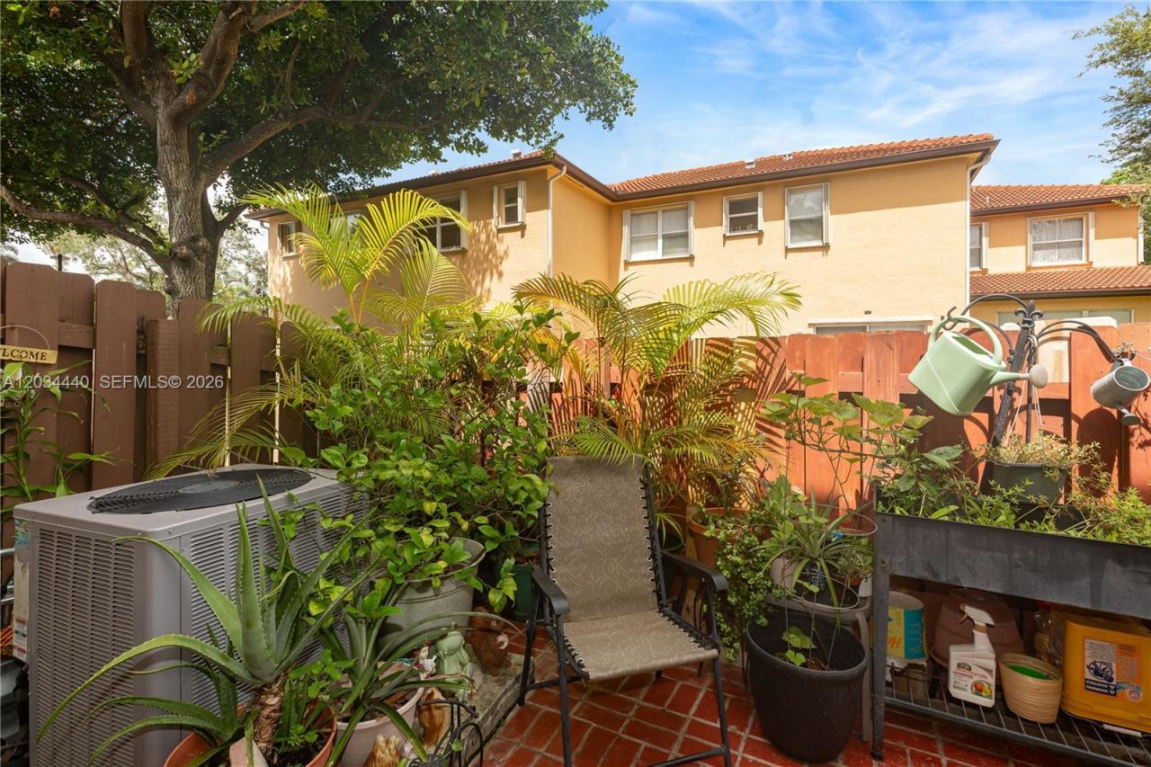 1490 NE 33rd Rd , Unit 104-18, Homestead, FL 33033 Photo