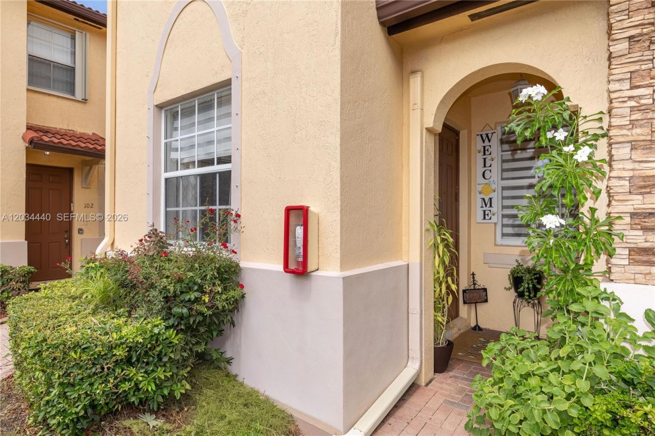 1490 NE 33rd Rd , Unit 104-18, Homestead, FL 33033 Photo