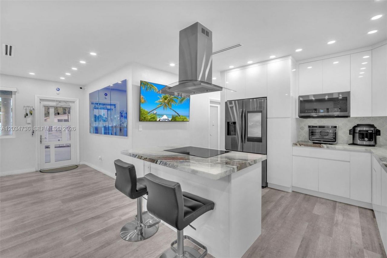 380 W 30th St, Hialeah, FL 33012 Photo