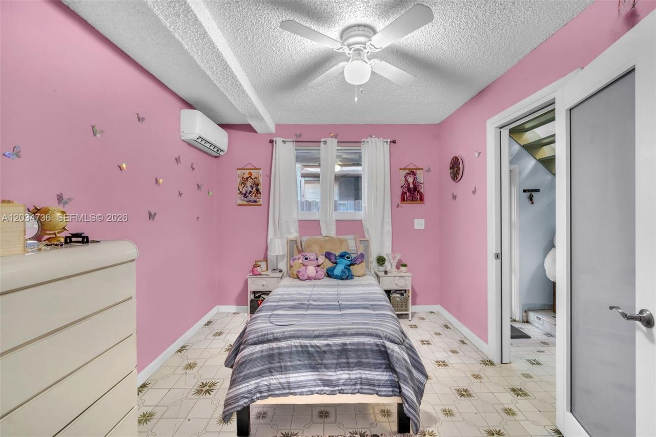 380 W 30th St, Hialeah, FL 33012 Photo
