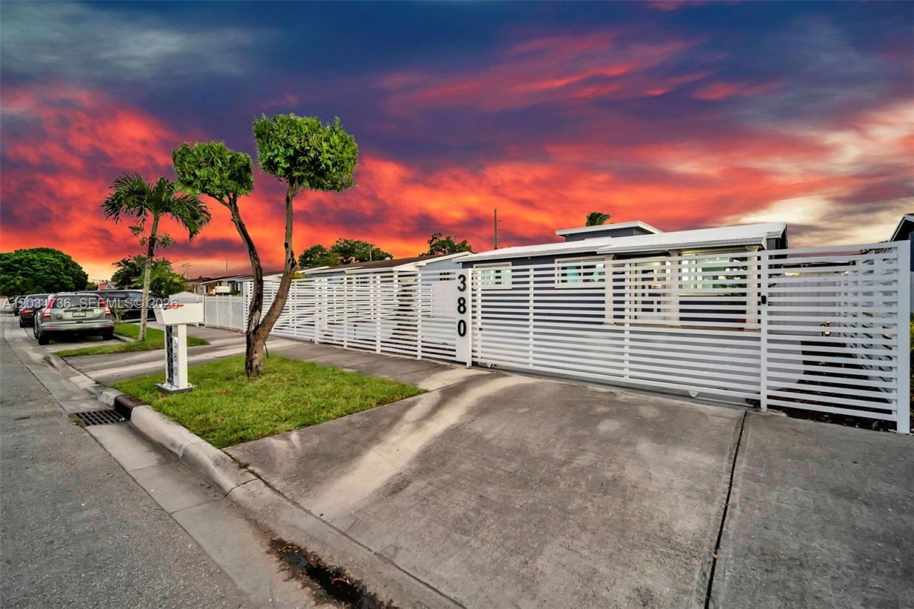 380 W 30th St, Hialeah, FL 33012 Photo