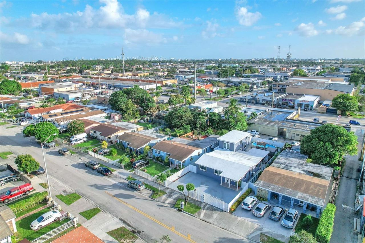 380 W 30th St, Hialeah, FL 33012 Photo