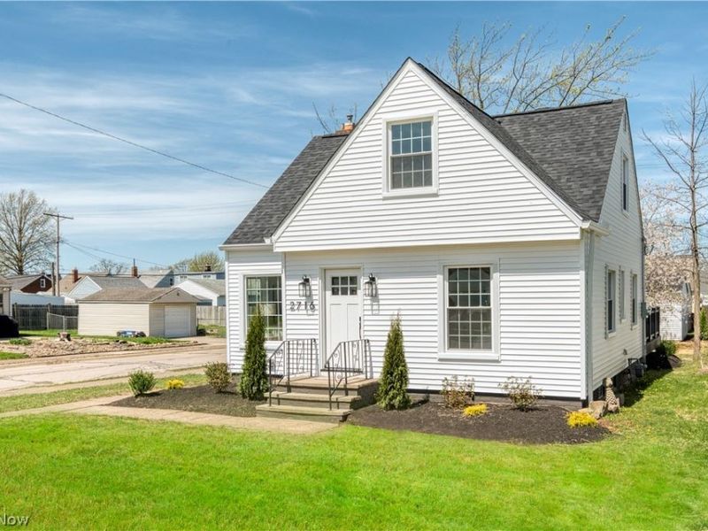 2716 Lincoln Avenue, Parma, OH 44134 Photo 2