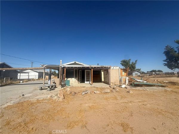 36827 Hillview Road, Hinkley, CA 92347