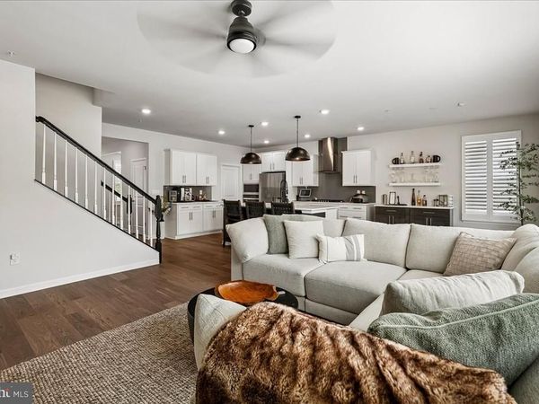 809 FOUNDRY STREET, FREDERICK, MD 21701