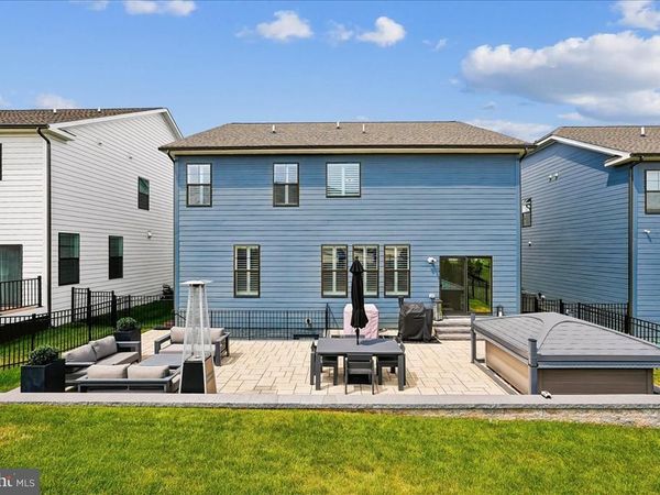 809 FOUNDRY STREET, FREDERICK, MD 21701