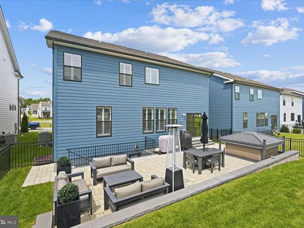 809 FOUNDRY STREET, FREDERICK, MD 21701