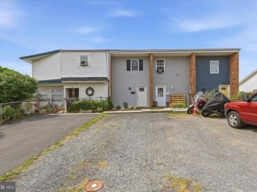 135 BEEDEN LANE , FRONT ROYAL, VA 22630