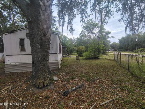 109 ARROWHEAD Drive, Interlachen, FL 32148