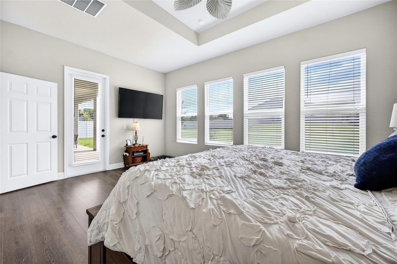 12862 Carmela Circle W, San Antonio, FL 33576 Photo
