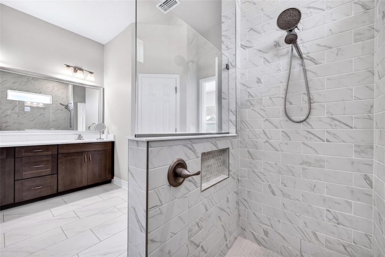 12862 Carmela Circle W, San Antonio, FL 33576 Photo