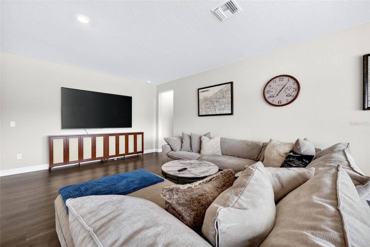 12862 Carmela Circle W, San Antonio, FL 33576 Photo