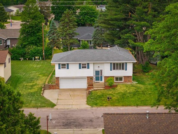 1410 17th Street South, Wisconsin Rapids, WI 54494