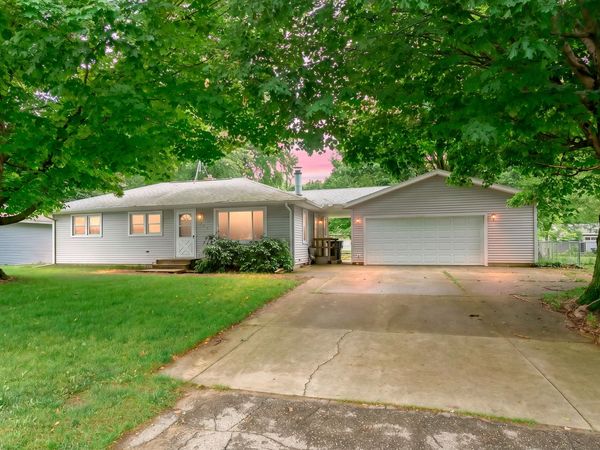 2304 Holly Avenue, Portage, MI 49024