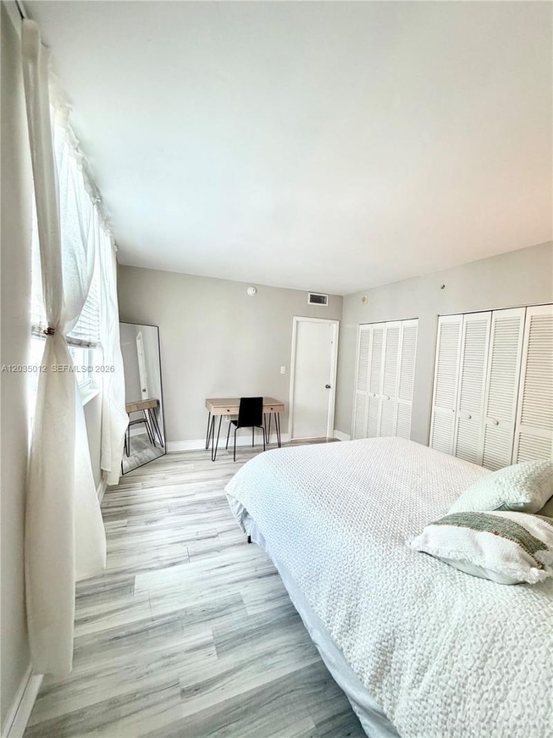 7501 E Treasure Dr , Unit 6T, North Bay Village, FL 33141 Photo