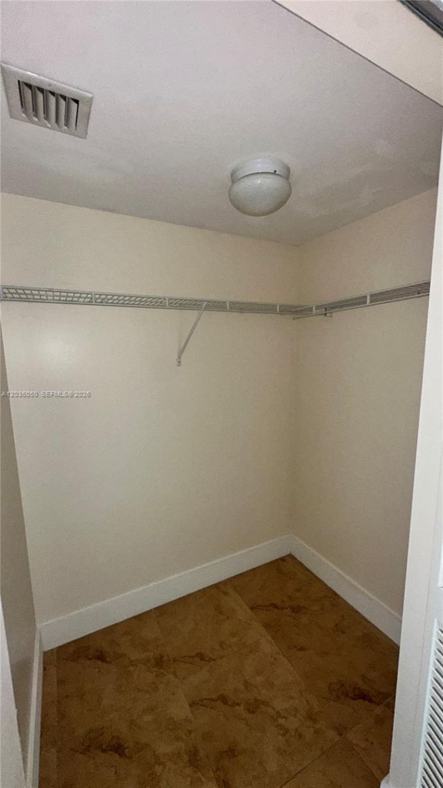 41 SE 5th St, Unit 1104, Miami, FL 33131 Photo