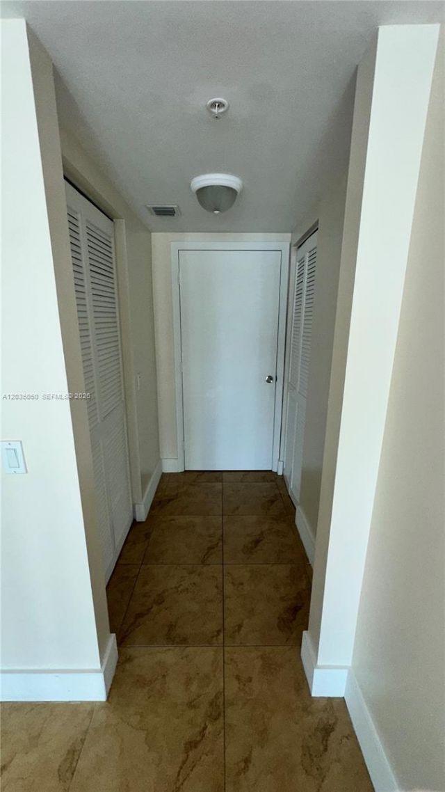 41 SE 5th St, Unit 1104, Miami, FL 33131 Photo