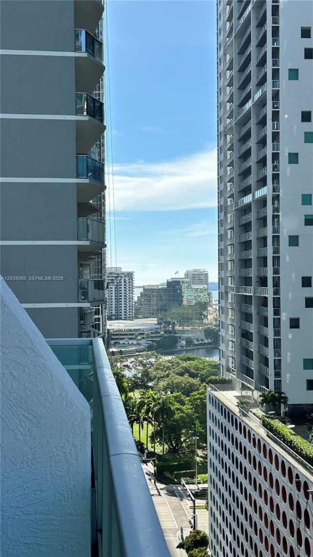 41 SE 5th St, Unit 1104, Miami, FL 33131 Photo