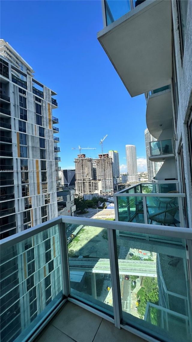 41 SE 5th St, Unit 1104, Miami, FL 33131 Photo