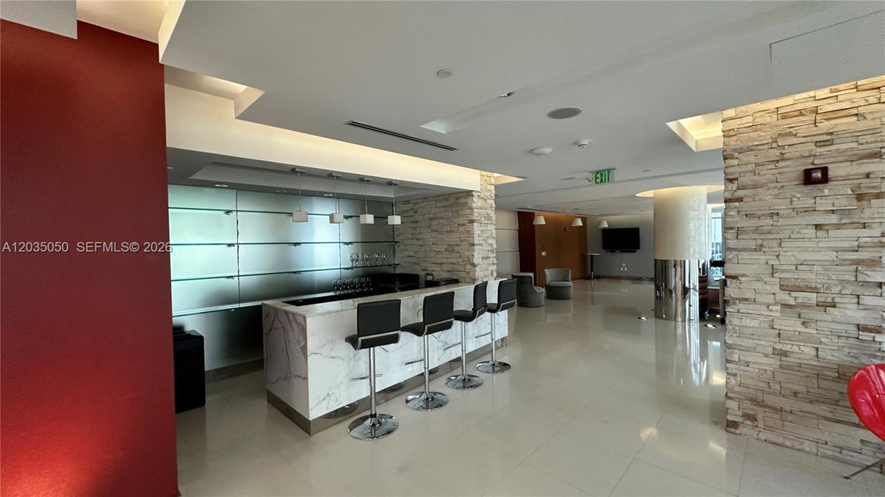 41 SE 5th St, Unit 1104, Miami, FL 33131 Photo