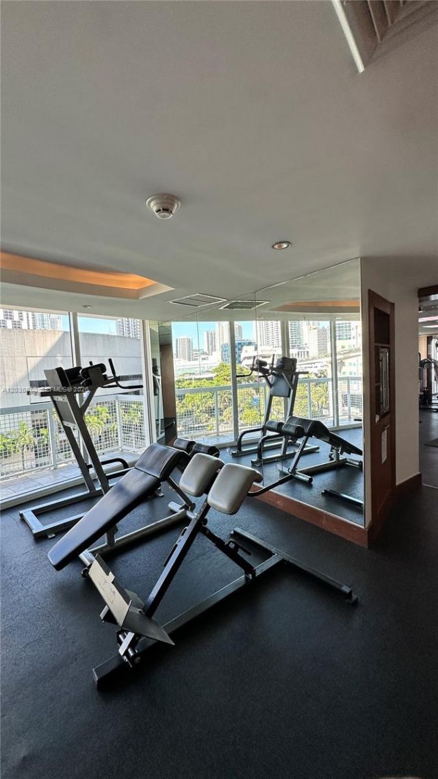 41 SE 5th St, Unit 1104, Miami, FL 33131 Photo