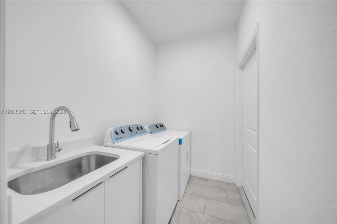 8045 Buttercup Cir , La Belle, FL 33935 Photo