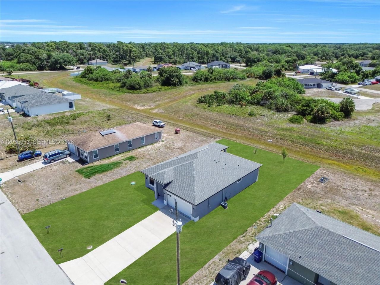 8045 Buttercup Cir , La Belle, FL 33935 Photo