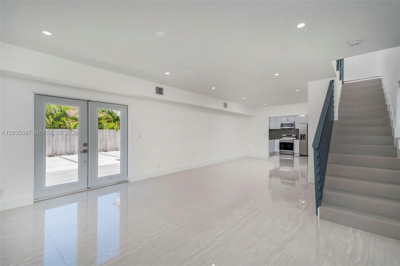 590 SW 23rd Ave, Miami, FL 33135 Photo