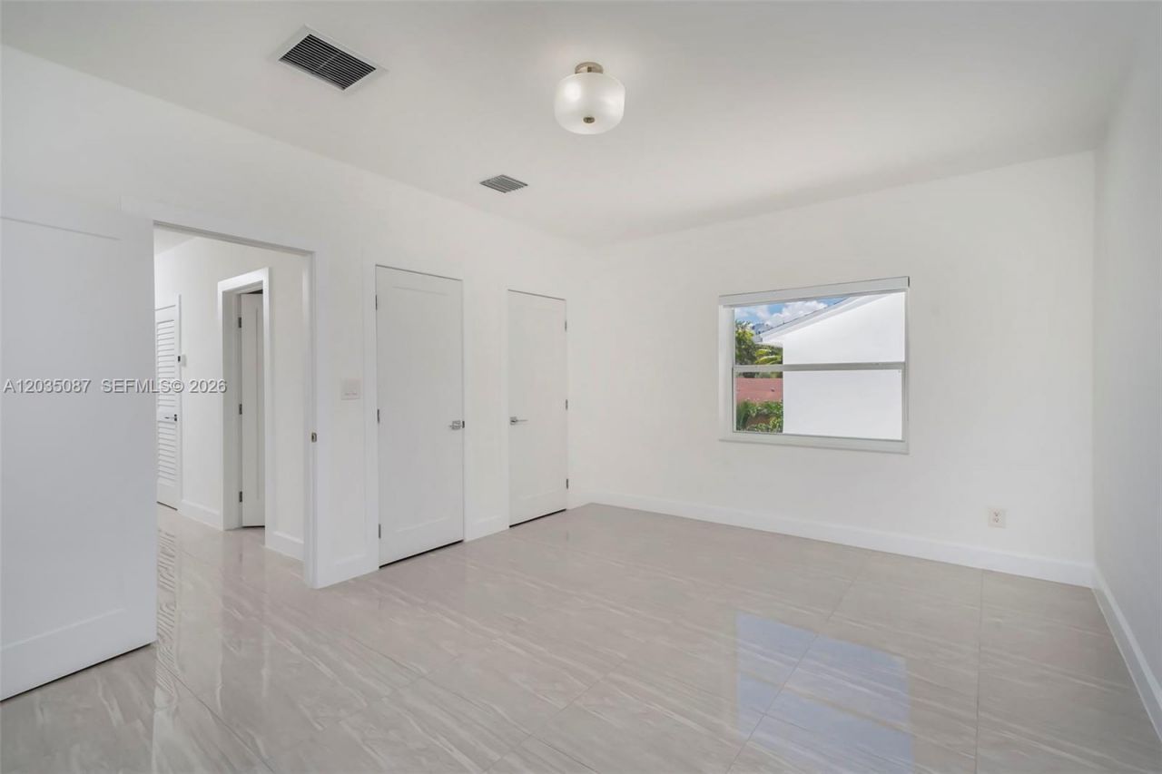 590 SW 23rd Ave, Miami, FL 33135 Photo