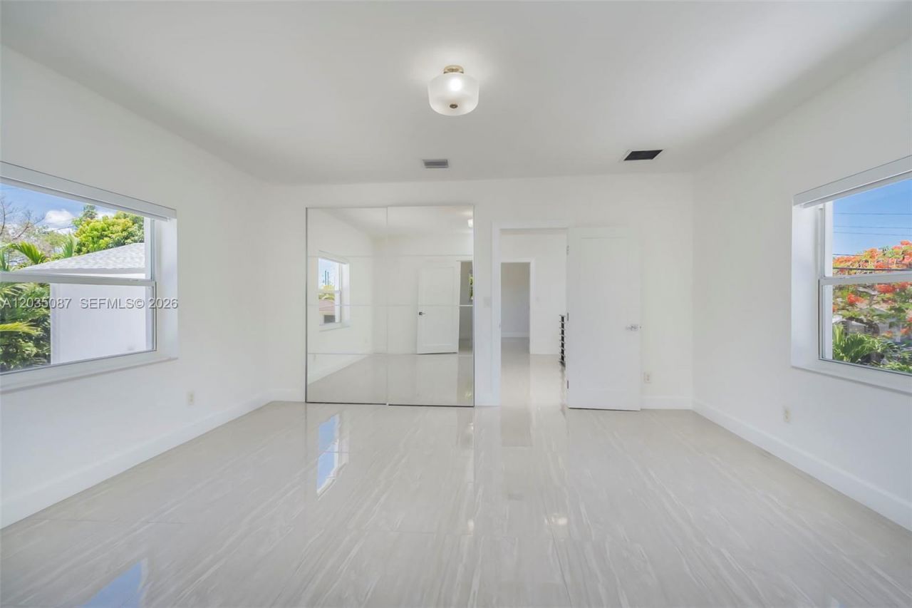 590 SW 23rd Ave, Miami, FL 33135 Photo