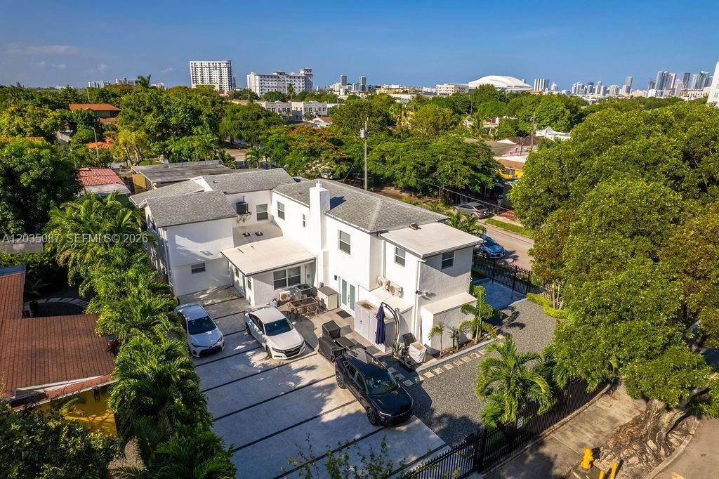 590 SW 23rd Ave, Miami, FL 33135 Photo