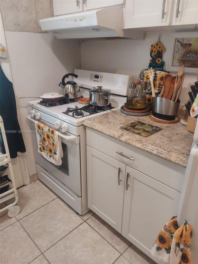 11 NE 204th St , Unit 1, Miami Gardens, FL 33179 Photo