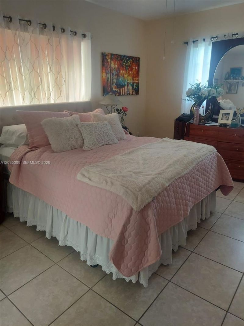 11 NE 204th St , Unit 1, Miami Gardens, FL 33179 Photo