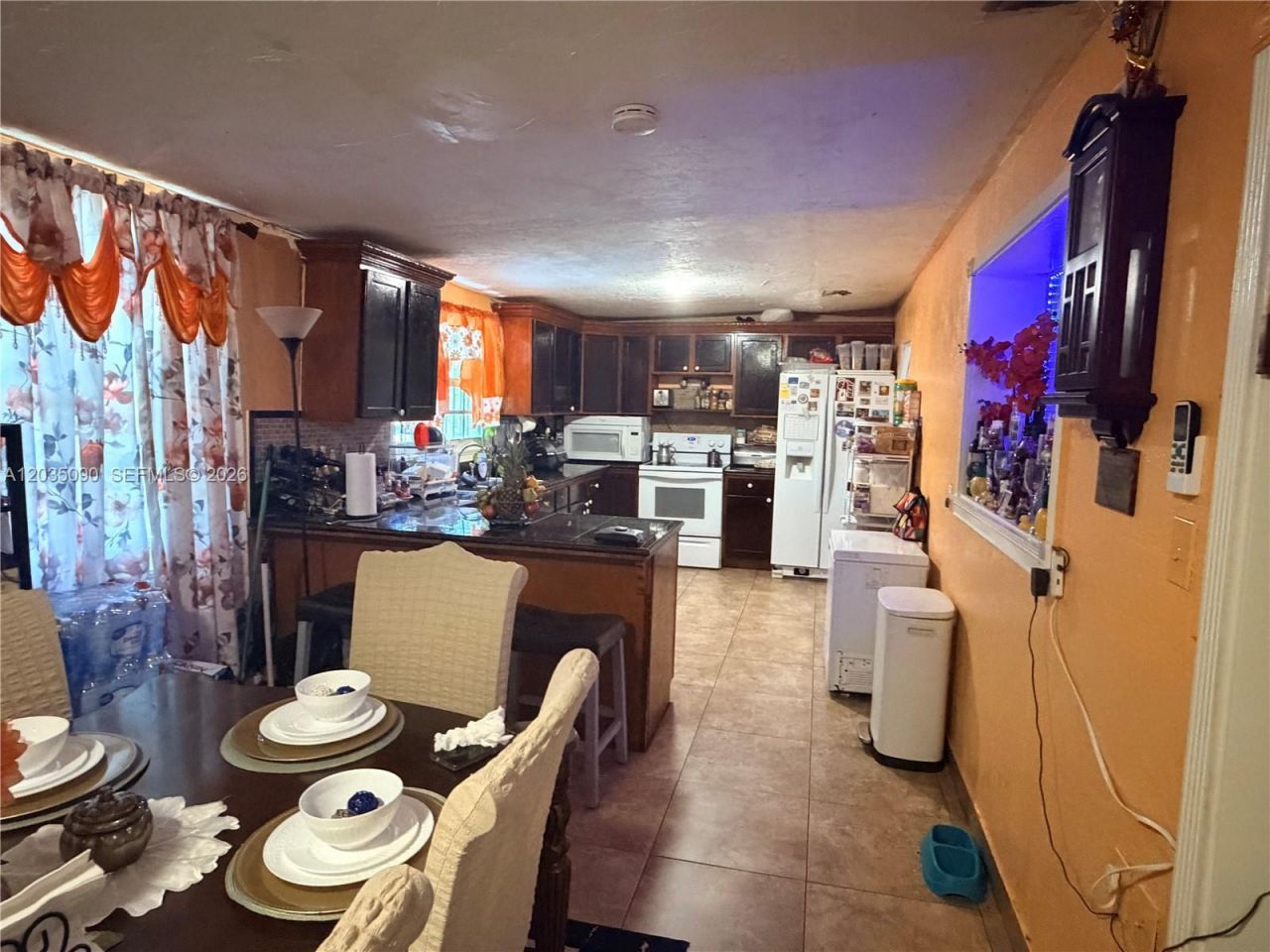 1068 NW 34th St, Miami, FL 33127 Photo