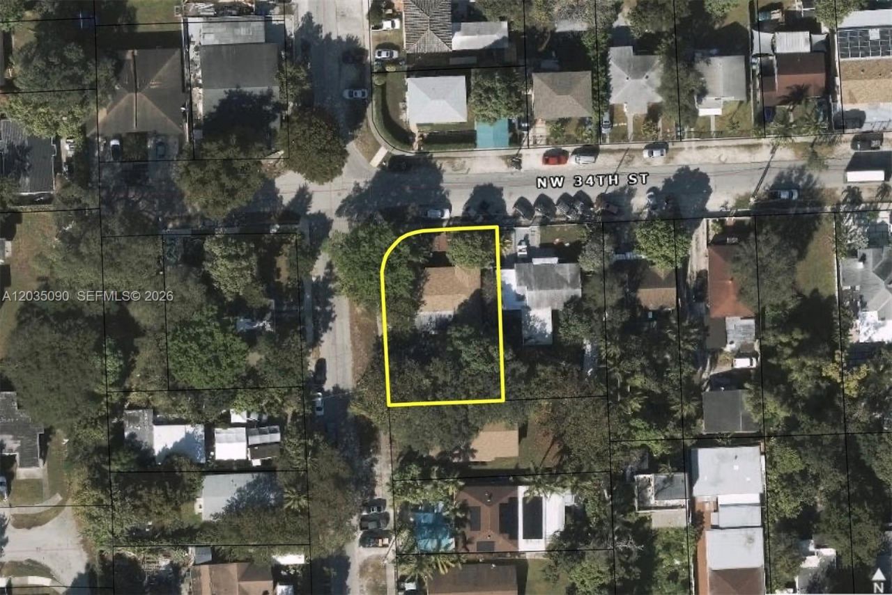 1068 NW 34th St, Miami, FL 33127 Photo