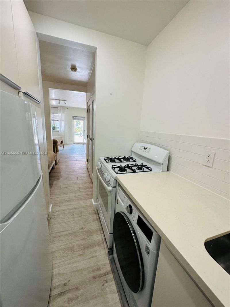 745 13th St , Unit 6, Miami Beach, FL 33139 Photo