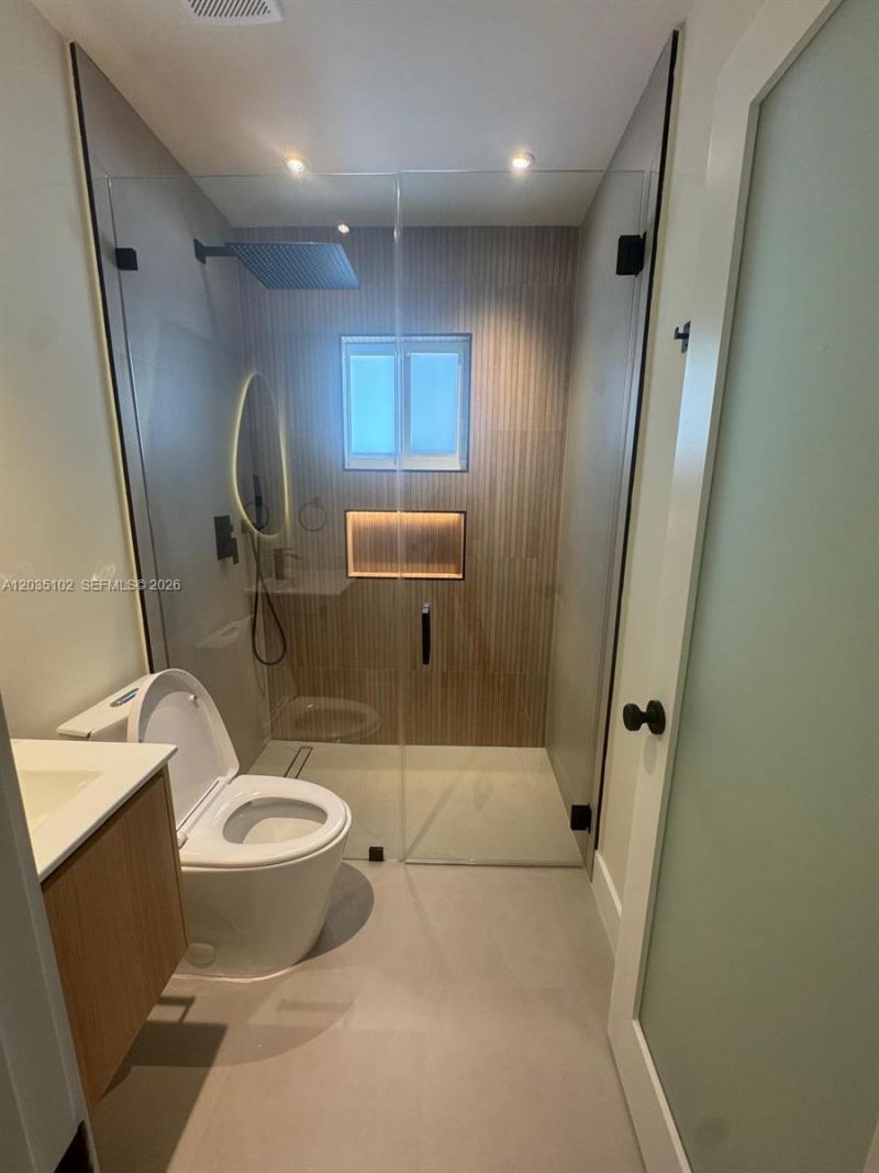 841 NE 4th Pl, Hialeah, FL 33010 Photo