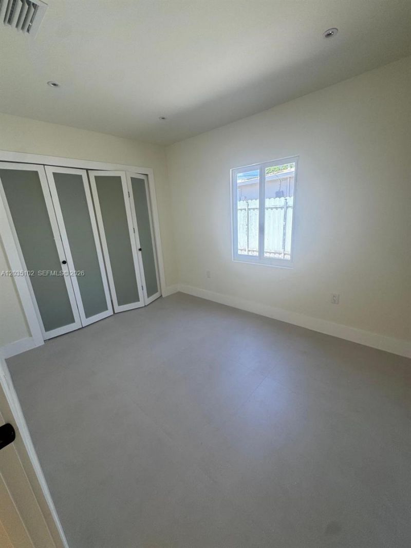 841 NE 4th Pl, Hialeah, FL 33010 Photo